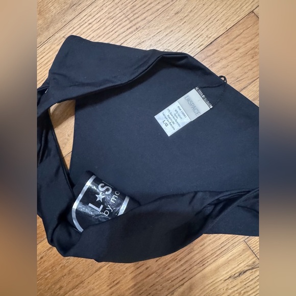 L*Space Estella Classic Fit Cut Out Bikini Bottom - Picture 5 of 6